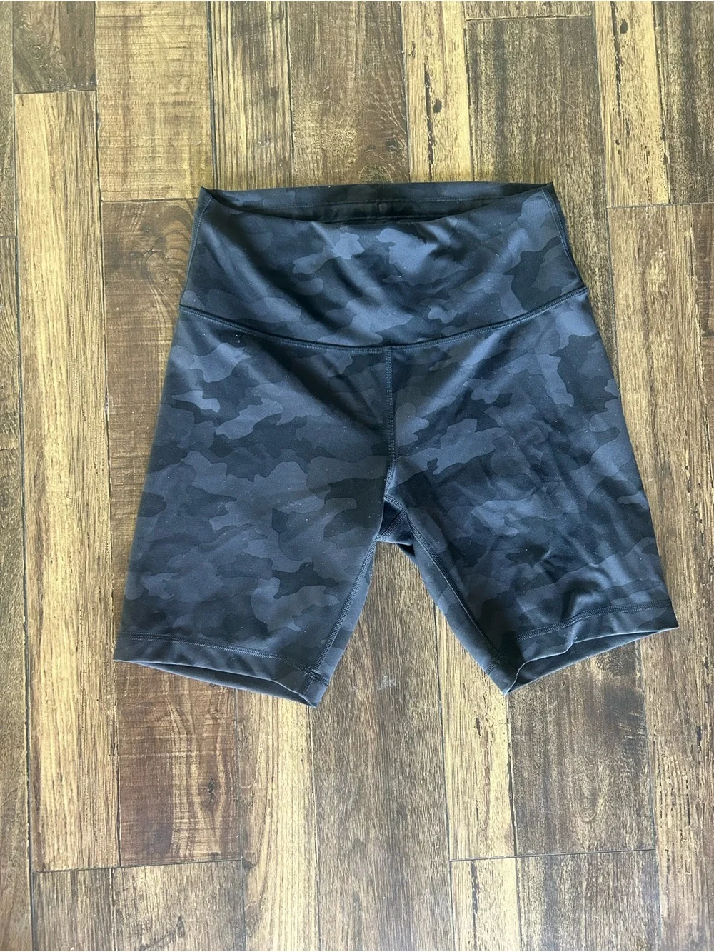 lululemon Black Camo Athletic Biker Shorts Size 10